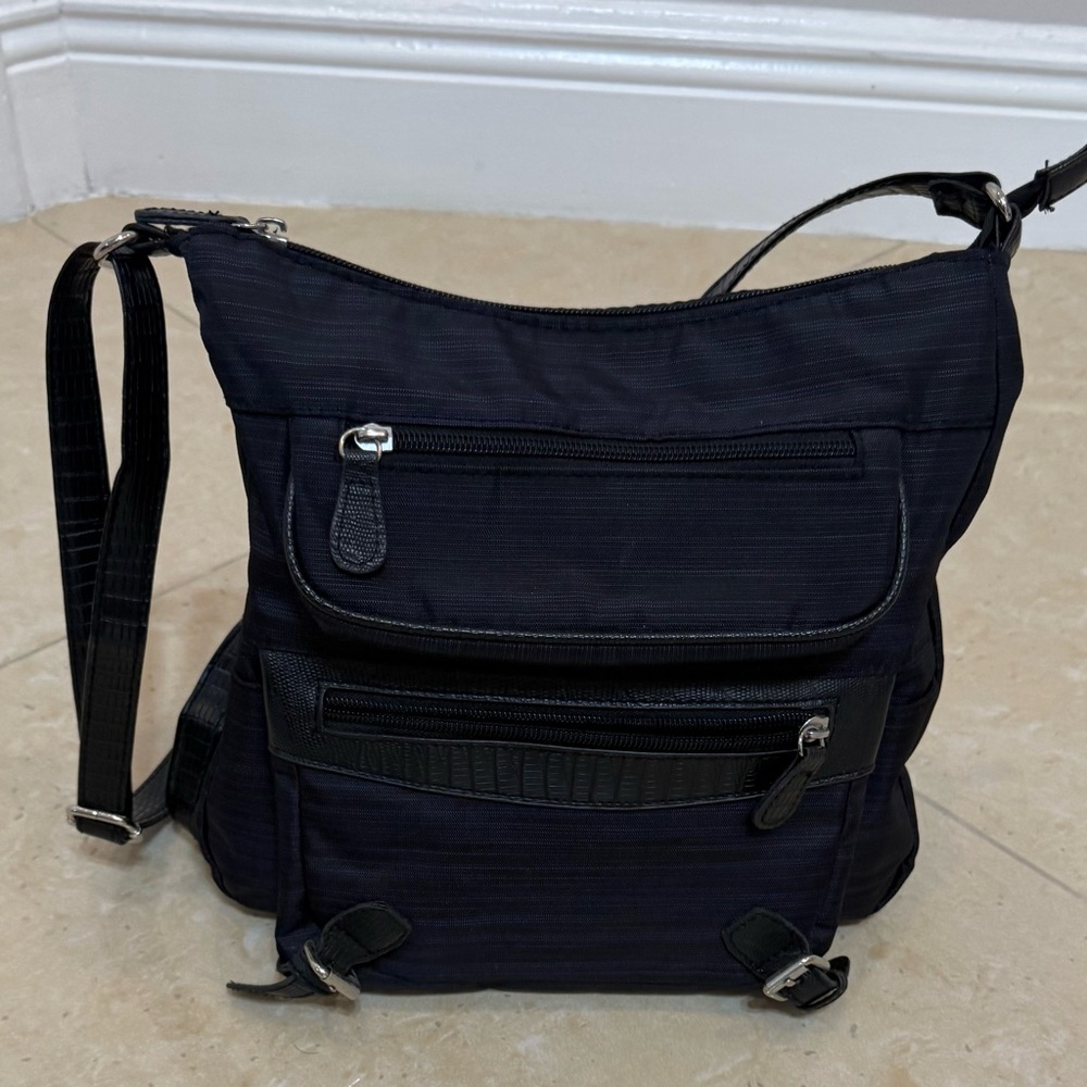 Imitation Leather Black Men's & Woman Crossbody Bag - Picture 3 of 6